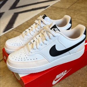 Nike Women’s Court Vision Low